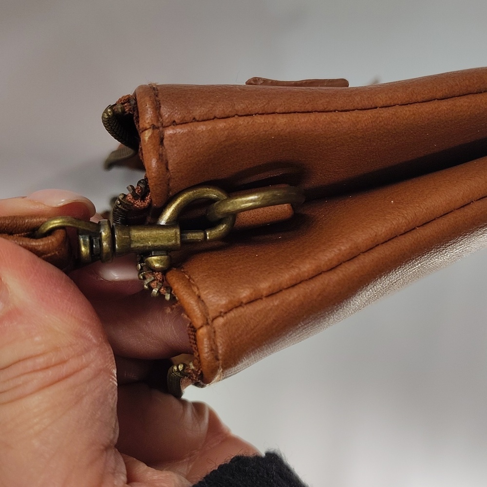 Universal Thread Crossbody Wallet Combo Chestnut … - image 7